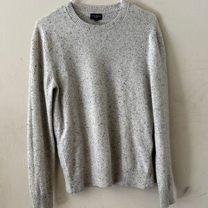 Club Monaco Men's Light Gray Speckled Crewneck Sweater